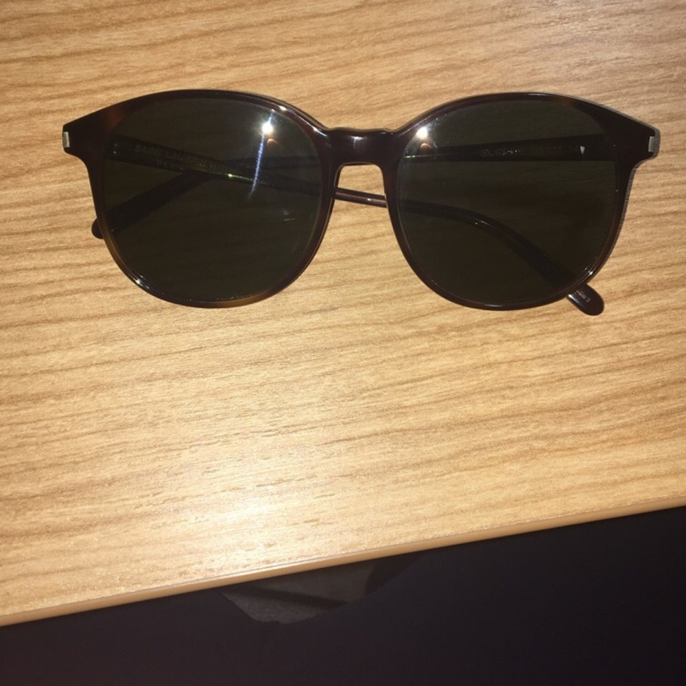 YVES SAINT LAURENT sunglasses
